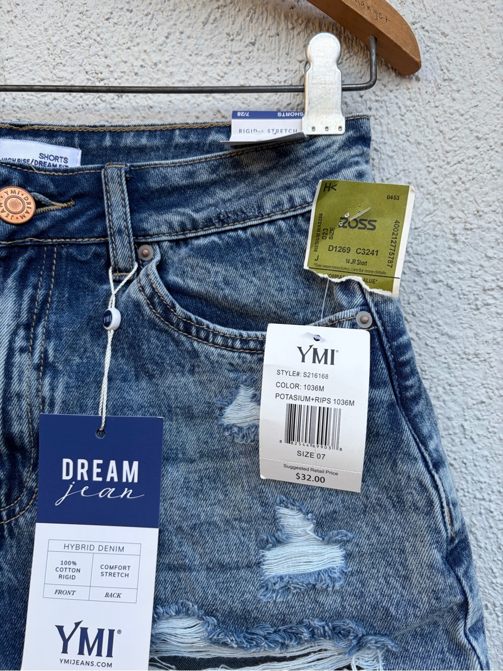 YMI Women's Dream Jean Distressed Blue Denim Shorts Size 7/28 - Picture 3 of 15